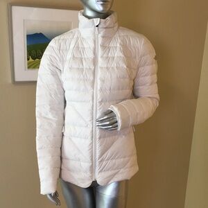 The North Face Women's Lucia Hybrid Down Jacket in white
